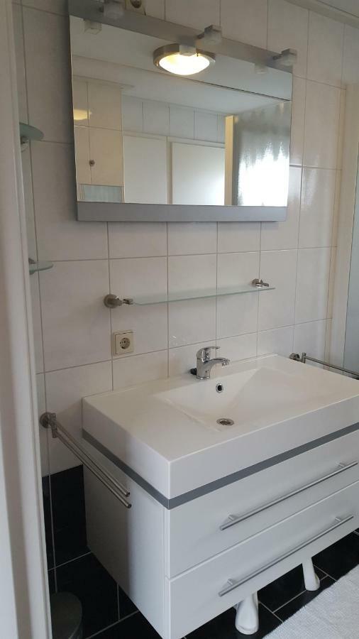 Stern 252 Villa Синт Аналанд Екстериор снимка