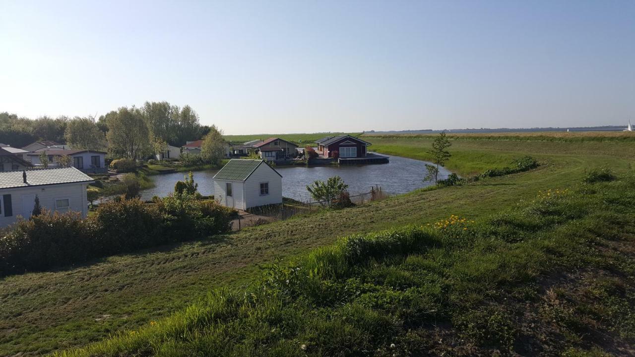 Stern 252 Villa Синт Аналанд Екстериор снимка
